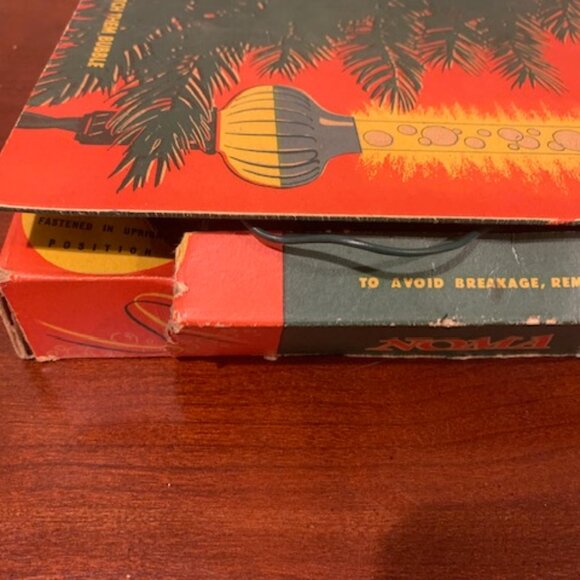 9 Vintage Noma Biscuit Bubble-Lites in the Original Box - Picture 4 of 16